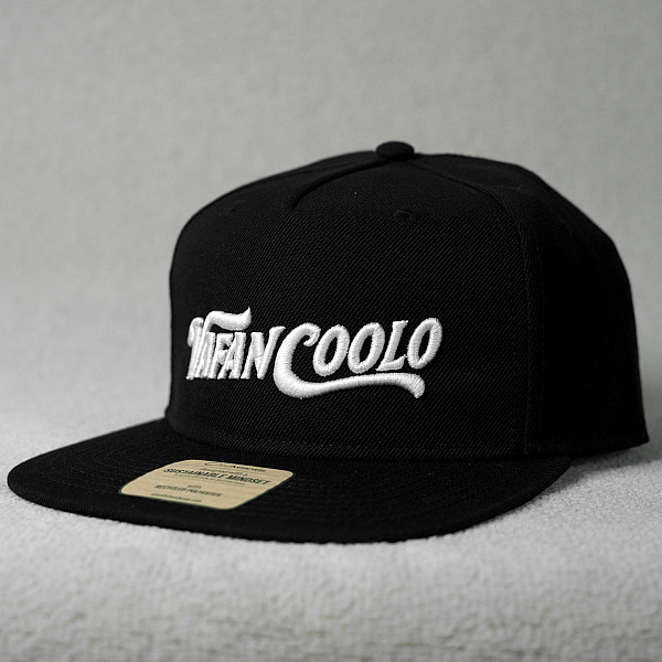 SNAPBACK LOVECo BLACk