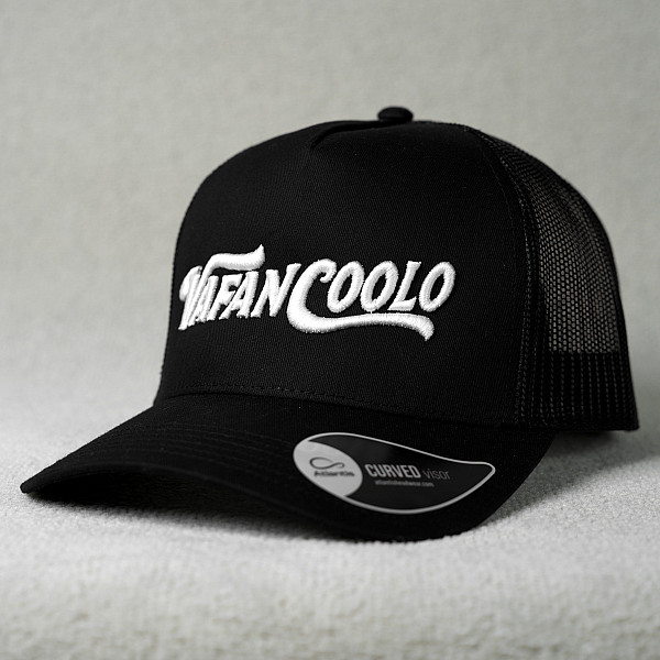 VFCo TRUCKER BASKo BLACk/WHITe